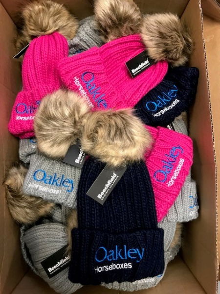 oakleybobblehats